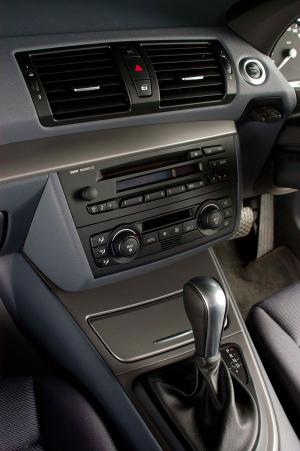 BMW 120i 5-Door 2004 года  (ZA)